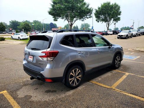 Used 2019 Subaru Forester Limited AWD/4WD image 5