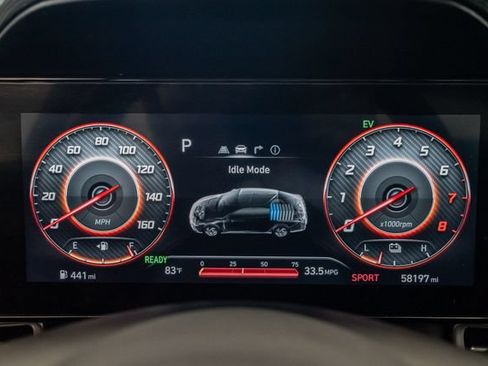 Used 2025 Hyundai Elantra Limited FWD image 13