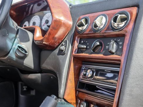 Used 2004 Ford Mustang GT RWD image 57