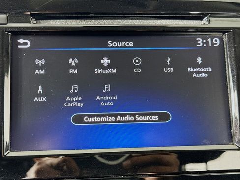 Used 2019 Nissan Rogue SV image 32