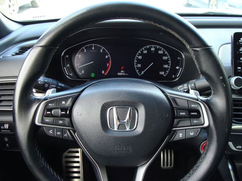 Used 2019 Honda Accord Sport image 14
