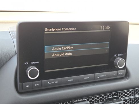 Certified 2025 Honda HR-V Sport image 3