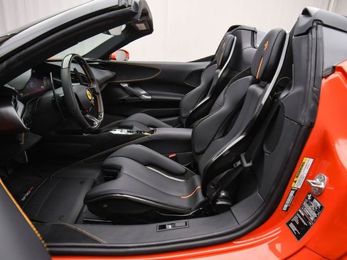 Used 2025 Ferrari SF90 Spider image 17