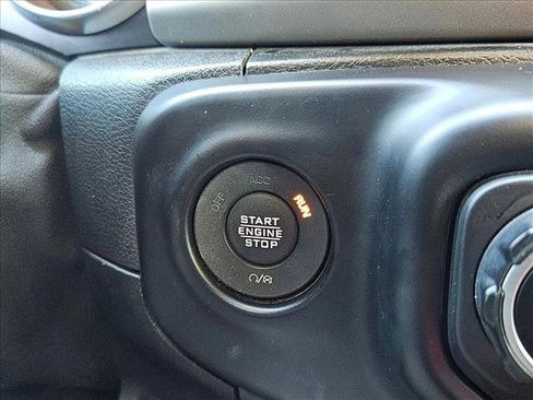 Used 2020 Jeep Wrangler Unlimited Sport S image 18