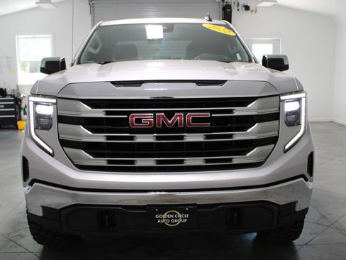 Used 2022 GMC Sierra 1500 SLE AWD/4WD image 47