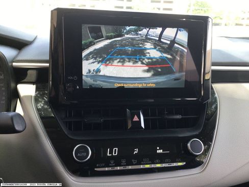 Used 2023 Toyota Corolla LE FWD image 15