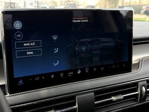 Certified 2024 Lincoln Corsair AWD w/ Equipment Group 101A image 19