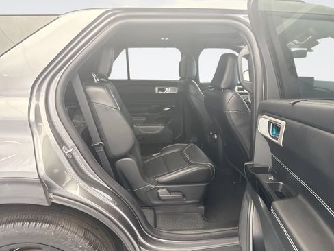 Used 2023 Ford Explorer ST w/ Equipment Group 401A AWD/4WD image 17