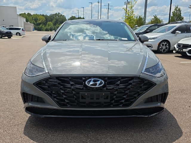 Used 2023 Hyundai Sonata Limited FWD image 8