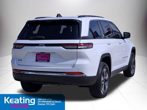 Used 2022 Jeep Grand Cherokee Limited 4xe w/ Luxury Tech Group II AWD/4WD image 5