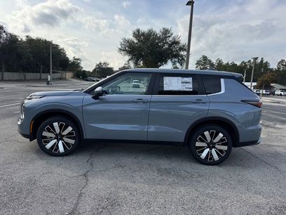 New 2026 Mitsubishi Outlander SE