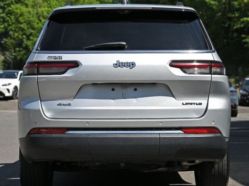 Used 2023 Jeep Grand Cherokee L Limited w/ Luxury Tech Group II AWD/4WD image 6