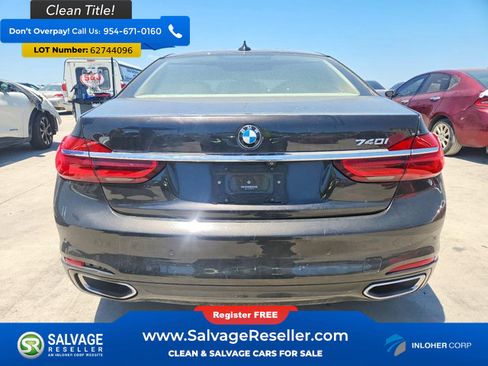 Used 2019 BMW 740i w/ Executive Package RWD image 8