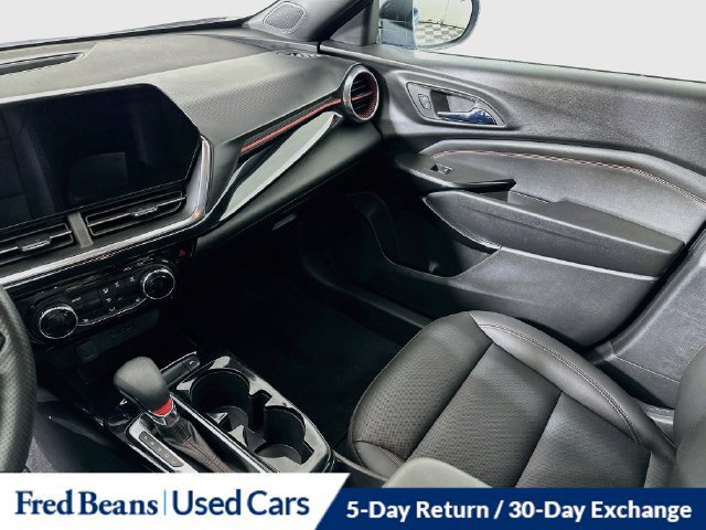 Used 2024 Chevrolet Trax RS w/ Driver Confidence Package FWD image 28