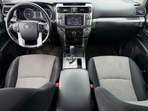 Used 2014 Toyota 4Runner SR5 image 12
