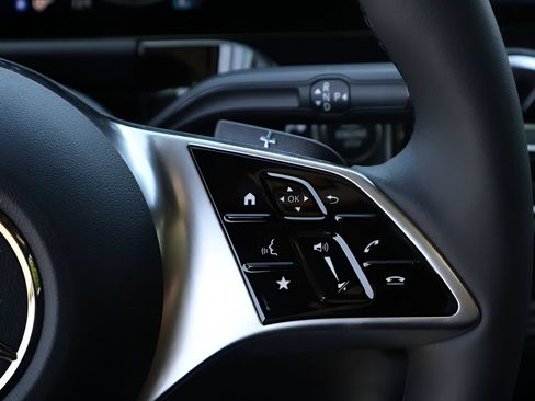New 2026 Mercedes-Benz GLA 250 4MATIC image 31