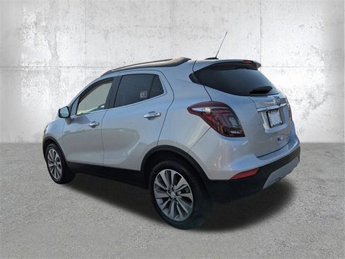 Used 2020 Buick Encore Preferred w/ Safety Package image 7
