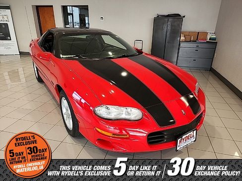 Used 2001 Chevrolet Camaro Z28 w/ Preferred Equipment Group 2 image 2