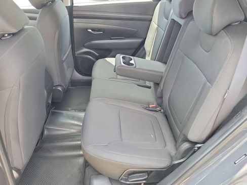 Certified 2025 Hyundai Tucson SE FWD image 24