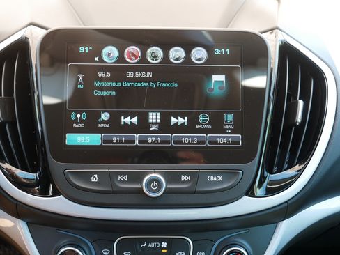 Used 2016 Chevrolet Volt LT w/ Comfort Package FWD image 22