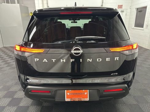 Used 2025 Nissan Pathfinder S AWD/4WD image 9