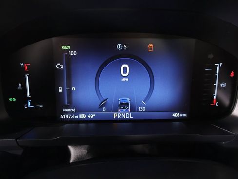 Used 2025 Ford Maverick XL image 4