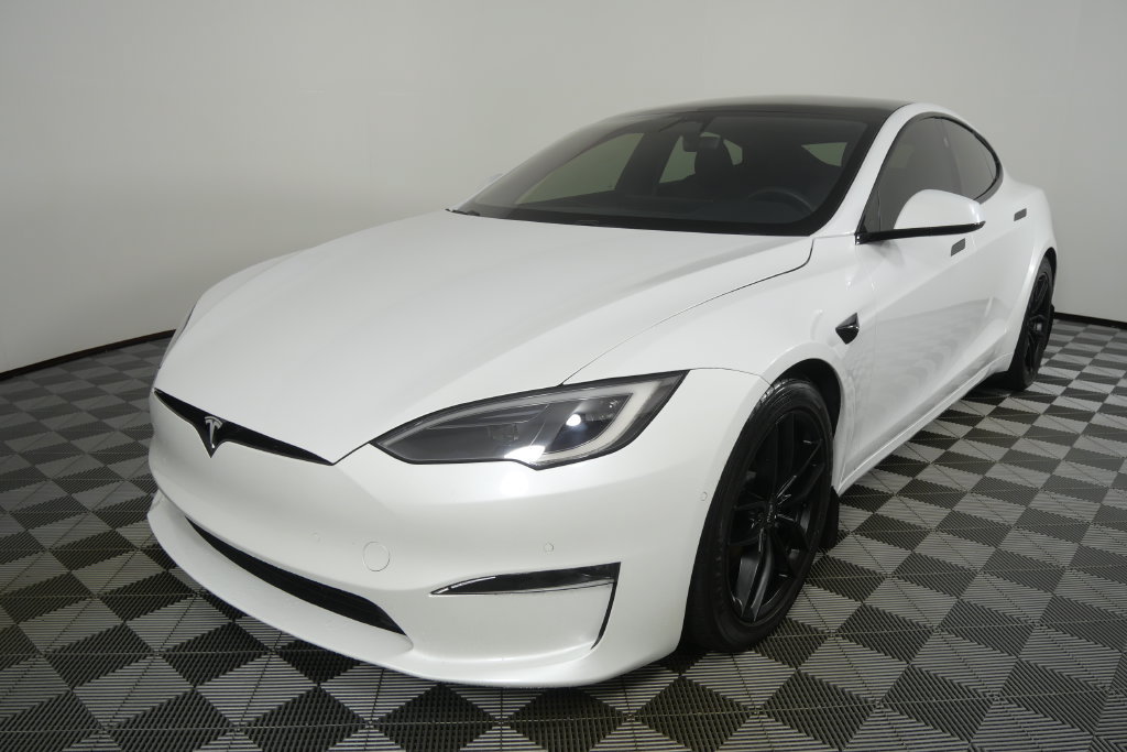 Used 2023 Tesla Model S AWD/4WD image 10