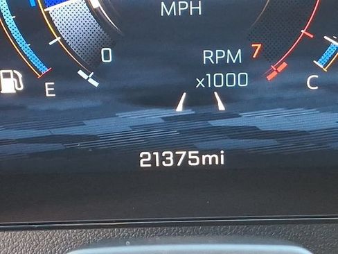 Used 2024 Chevrolet Traverse RS AWD/4WD image 33