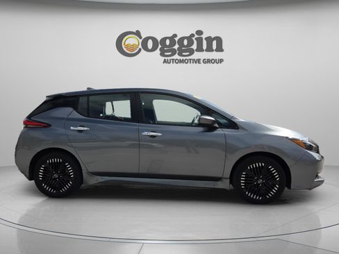 Used 2023 Nissan Leaf SV Plus image 7