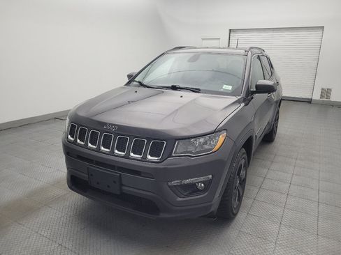 Used 2020 Jeep Compass Latitude AWD/4WD image 15