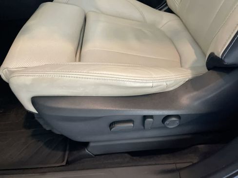 Used 2020 Subaru Ascent Limited w/ Popular Package #2 image 12