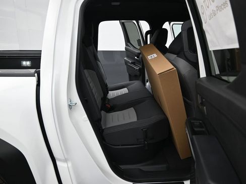 New 2026 Toyota Tacoma TRD Off-Road image 12