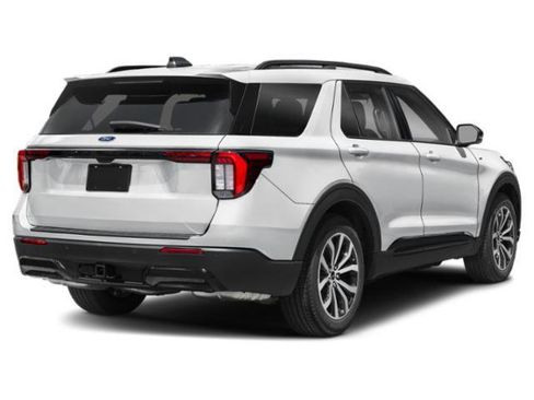 New 2026 Ford Explorer ST-Line w/ ST-Line Street Pack image 2