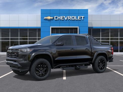 New 2026 Chevrolet Colorado Trail Boss w/ Midnight Edition AWD/4WD image 2