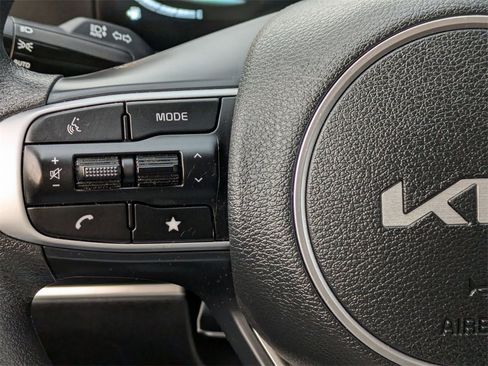 Used 2024 Kia Sportage LX image 20
