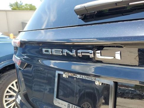 New 2026 GMC Acadia Denali w/ Super Cruise Package FWD image 9
