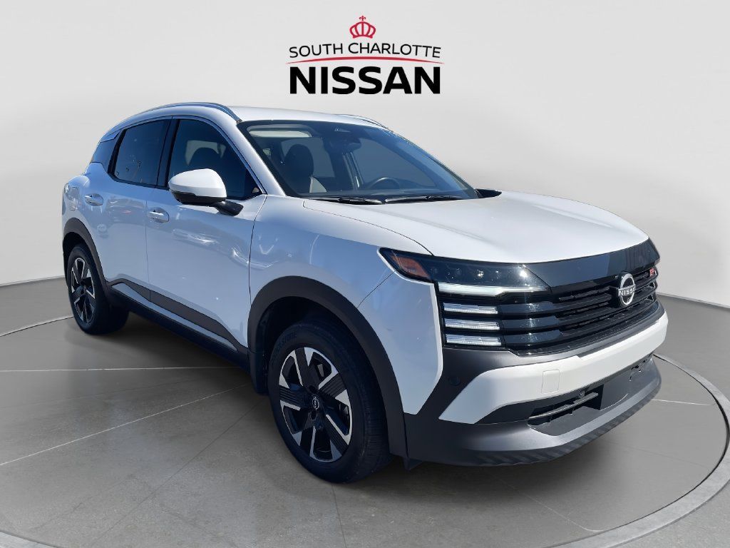 Used 2025 Nissan Kicks SR AWD/4WD 360° Tour