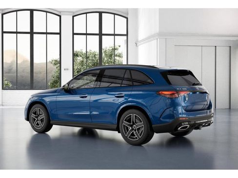 Certified 2025 Mercedes-Benz GLC 300 4MATIC image 30