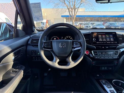 Certified 2026 Honda Ridgeline Black Edition image 4