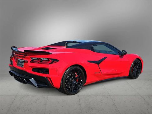 Used 2024 Chevrolet Corvette Z06 w/ Stealth Interior Trim Package image 8
