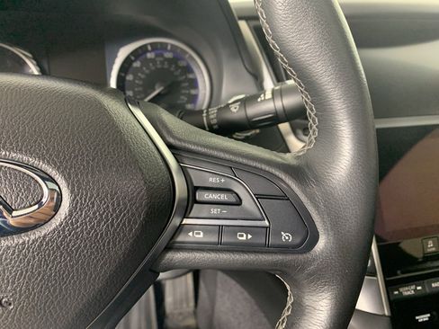 Used 2017 INFINITI Q60 2.0t w/ Moonroof Package image 20