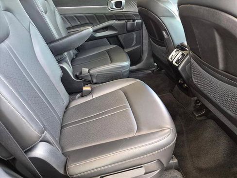 Used 2023 Kia Sorento SX FWD image 20