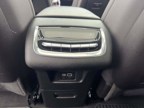 Used 2024 Cadillac XT6 Luxury image 20