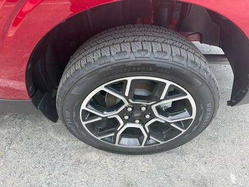 Used 2025 Ford Maverick Lariat w/ 4K Tow Package AWD/4WD image 16