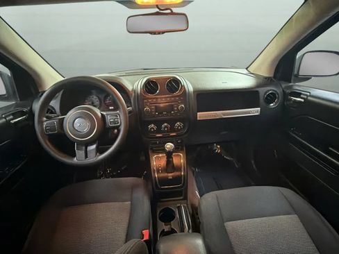 Used 2014 Jeep Compass Sport w/ Power Value Group FWD image 9