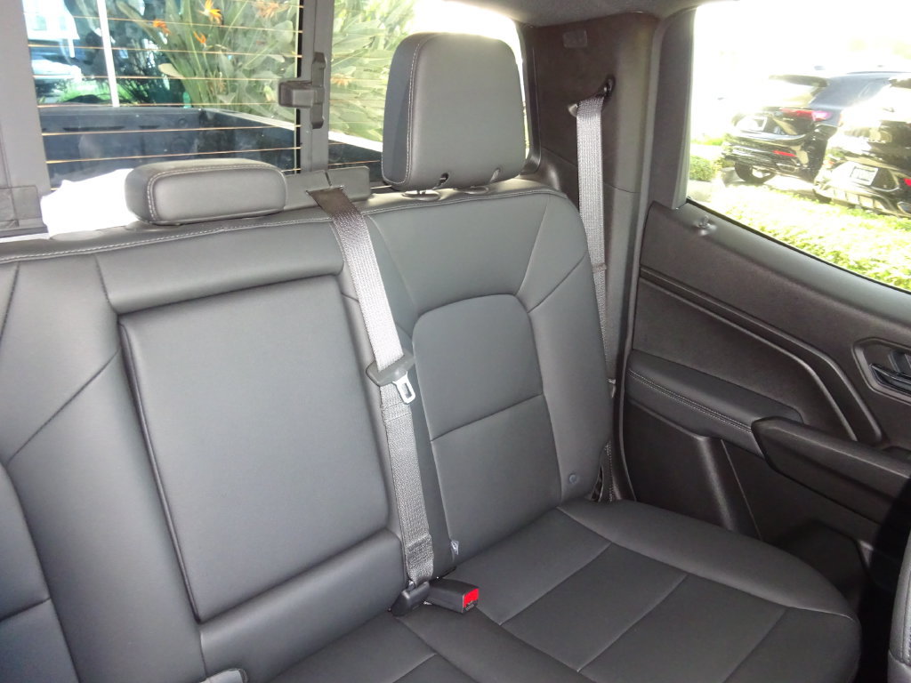 Used 2026 Chevrolet Colorado LT w/ LT Convenience Package RWD image 17