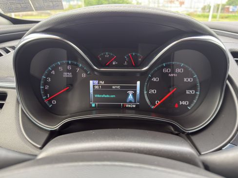 Used 2014 Chevrolet Impala LTZ FWD image 12