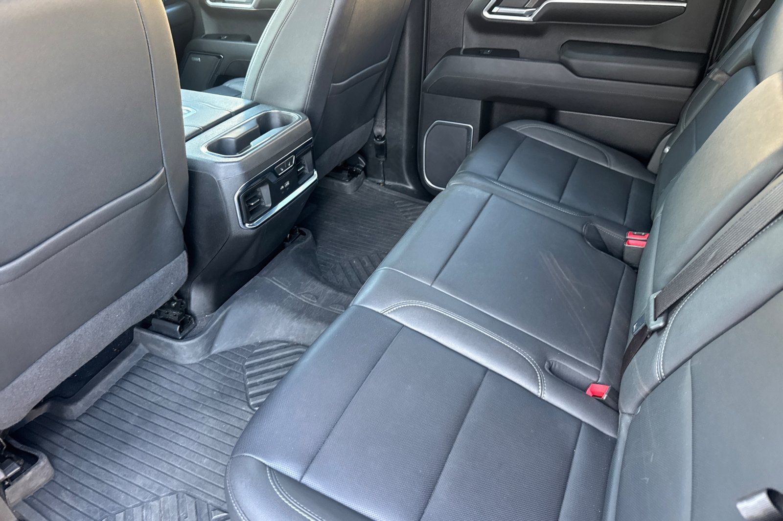 Used 2022 Chevrolet Silverado 1500 LTZ AWD/4WD image 15