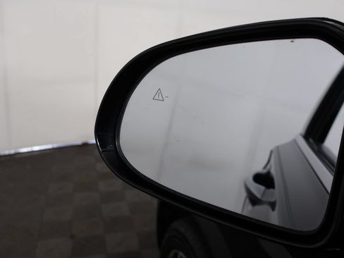 Used 2023 Hyundai Santa Fe Limited AWD/4WD image 39