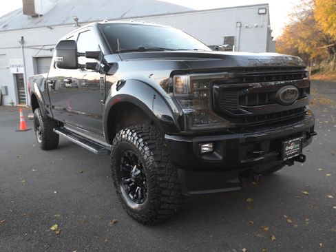 Used 2021 Ford F250 XLT w/ XLT Premium Package image 8